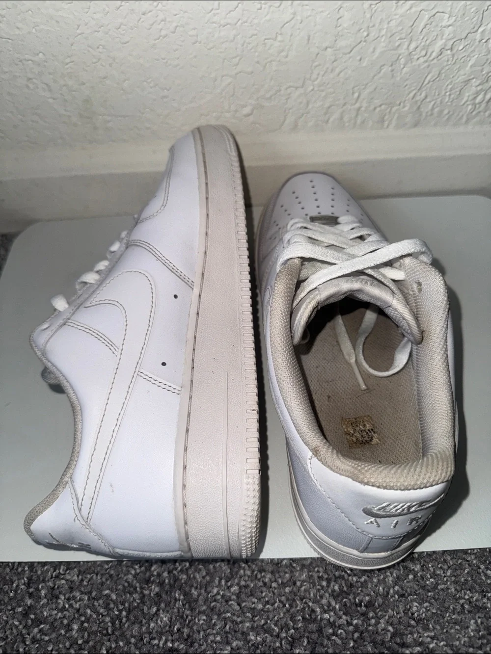 Men Air Force 1 White Shoes Size 9.5
